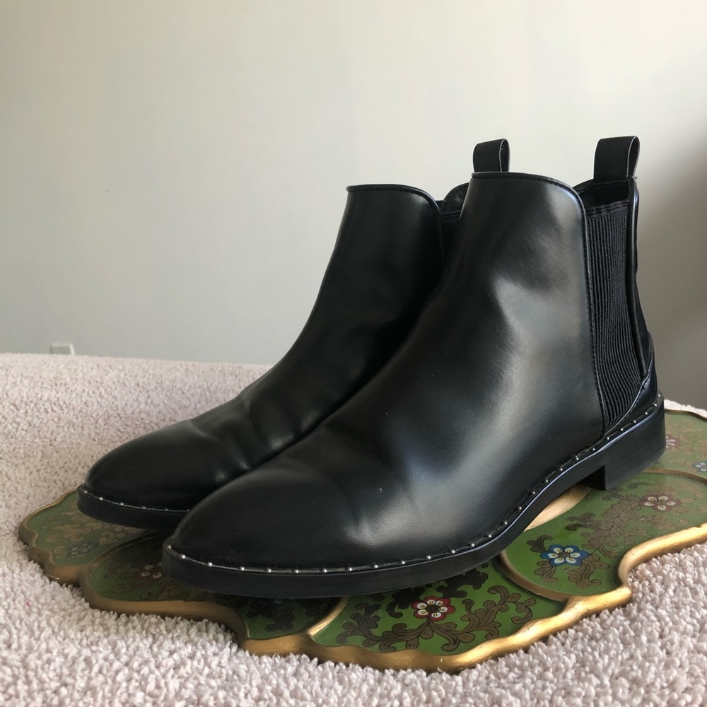 ZARA TRF booties 🧡